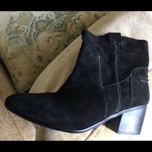 ‼️REAL SUEDE & NEW‼️ Black cowboy-style boots!